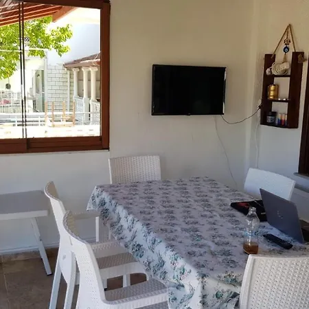 Ayvalik Altinova Villa Villa