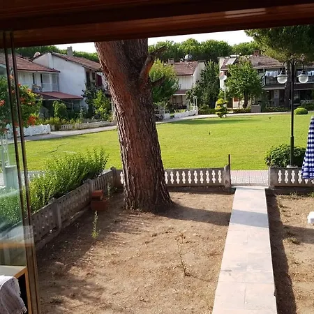 Ayvalik Altinova Villa