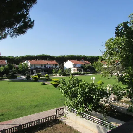 Ayvalik Altinova Villa Ayvalı